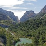 Vista panorámica de rutas de ríos en Málaga.